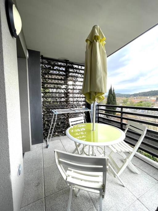 Ferienwohnung Spacieux T2 + Parking A 5 Min D'Aix Aix-en-Provence Exterior foto